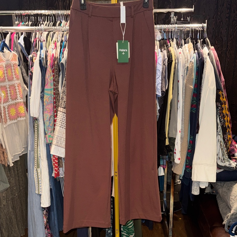 NWT Halara Women’s Brown Wide-Leg Pants sz S